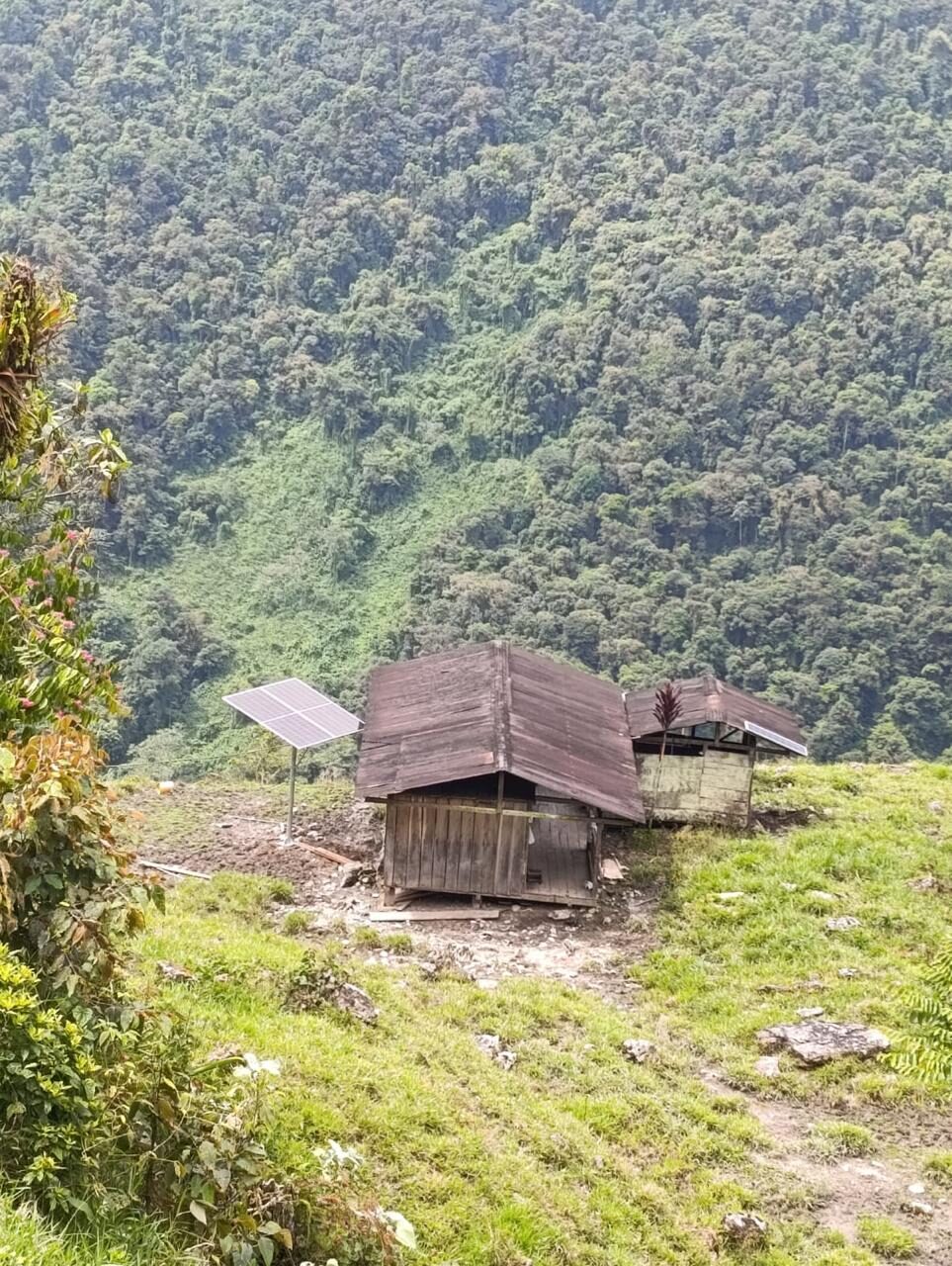Vivienda rural en ladera
